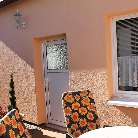 Ferienhaus Modern Bungalow With Barbecue In