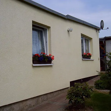 Modern Bungalow With Barbecue In Kröpelin